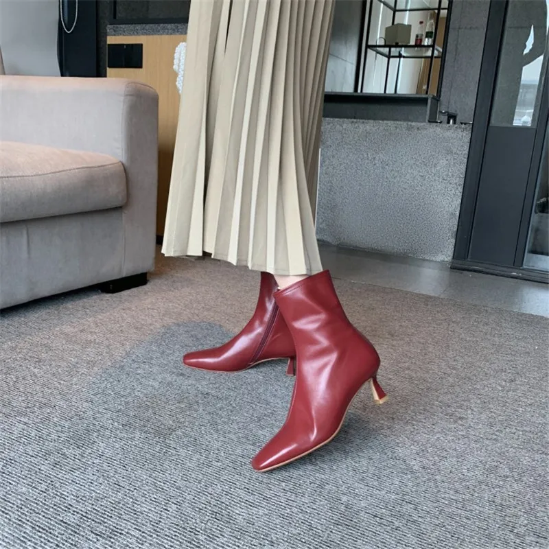 

Winter Women Boots Cow Leather Square Toe Thin Heels High (5cm-8cm) Side Zipper Solid Color Simplicity Short Boots Item No.M8689