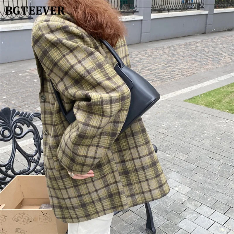 

BGTEEVER Stylish Vintage Notched Collar Thicken Women Plaid Blazer 2020 Autumn Winter Single-breasted Loose Female Woolen Jacket