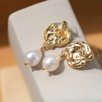 women lave style gold plated earrings dangles with freshwater natural pearl pendant