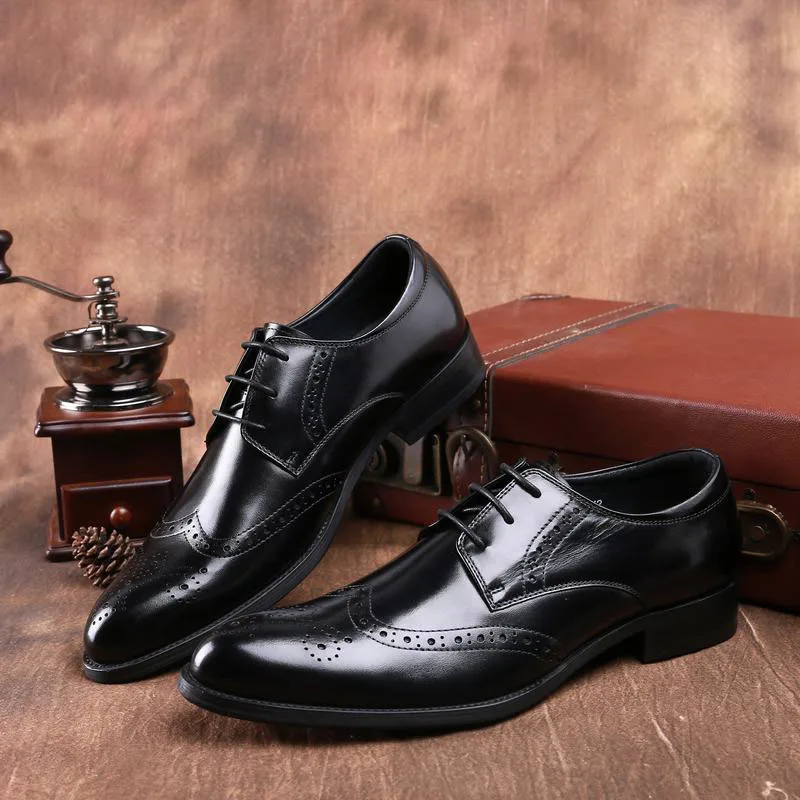 

Retro Bullock Genuine Leather Men Business Formal Shoes Classic Pointed Toe Lace Up Men Oxford Dress Wedding Party Shoes B57