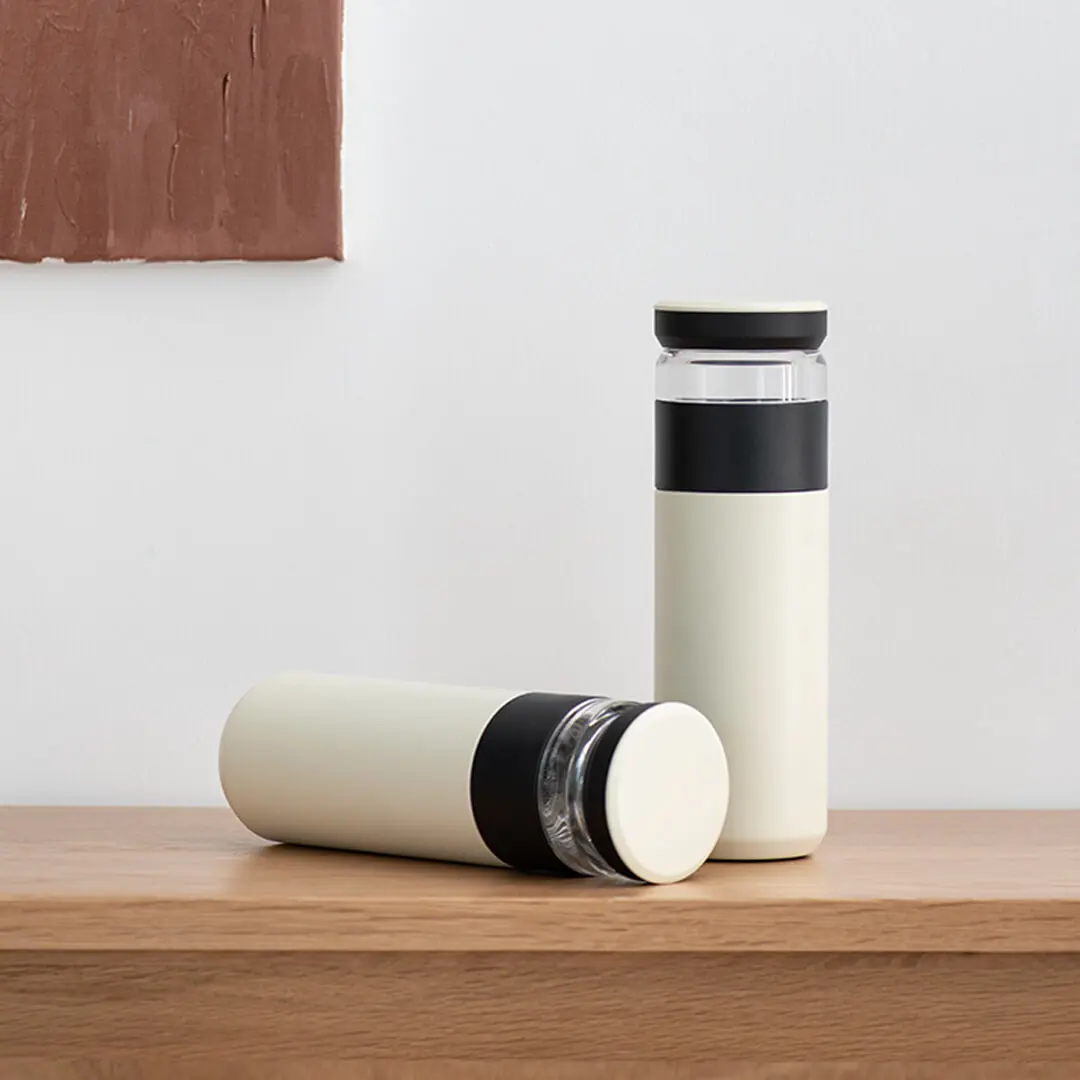 520 мл весело дома Портативный воды вакуумной присоской бутылка с сеточкой для