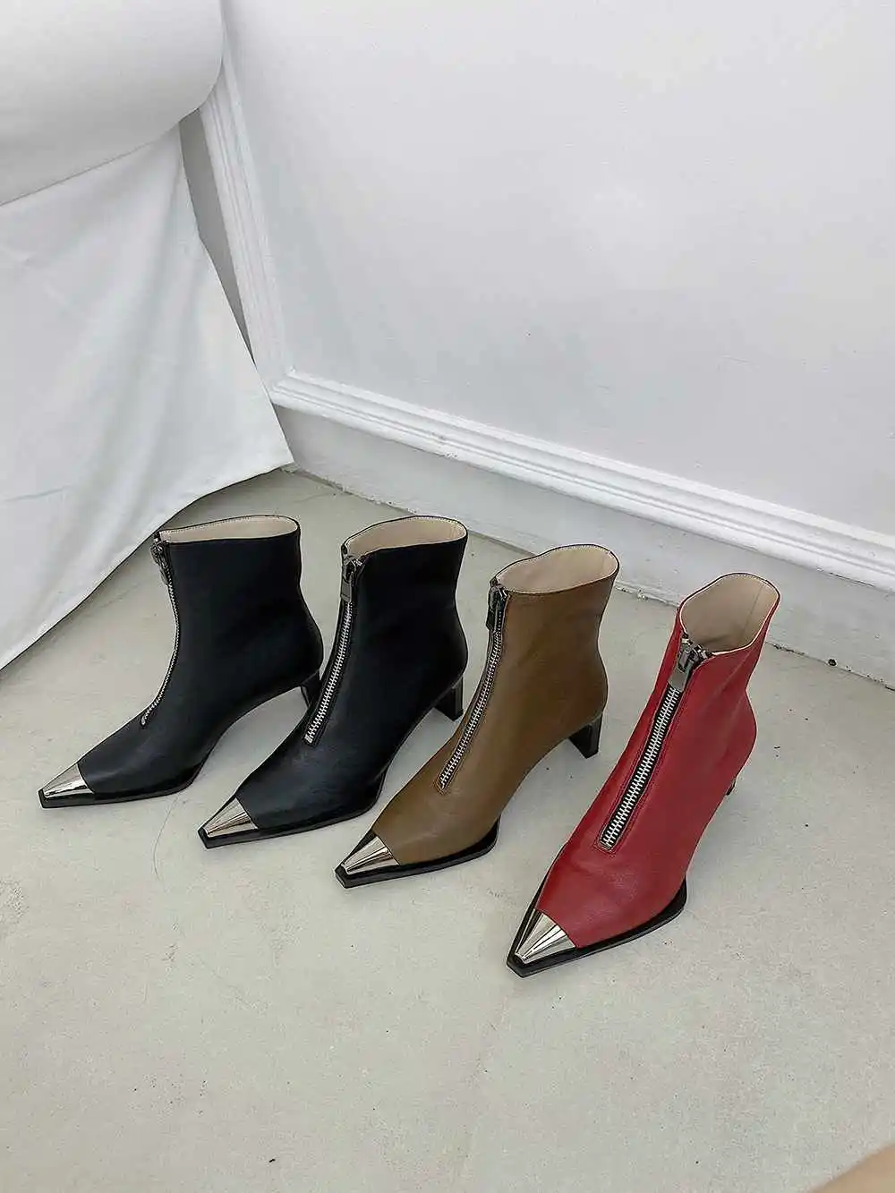 

Lenkisen fashion boots sheep leather streetwear metal decorations thick high heel small square toe zipper mature ankle boots L68
