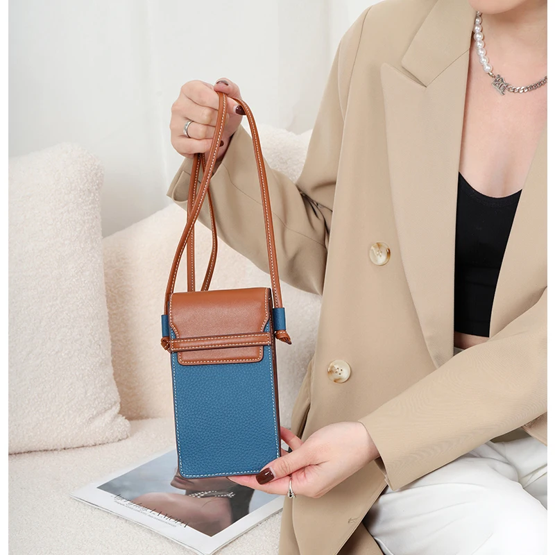 

COMFORSKIN Cow Leather Women Mini Bag Vertical Diagonal New Fashion Mobile Phone Bag Hit Color One-Shoulder Women's Small Bag