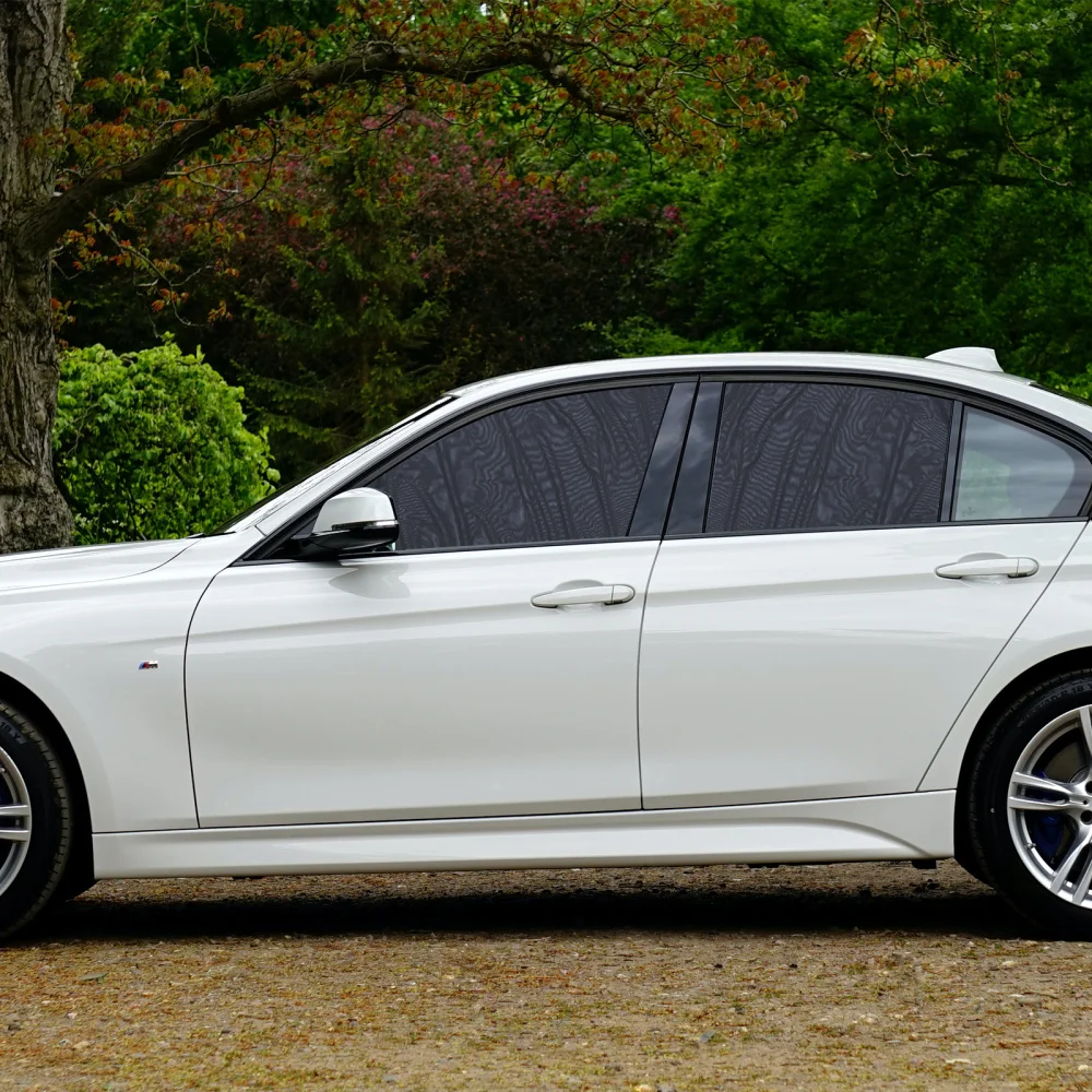 

2Pcs Car Window Net Shade Stretchable and Breathable Mesh Sun Shade Car Supplies