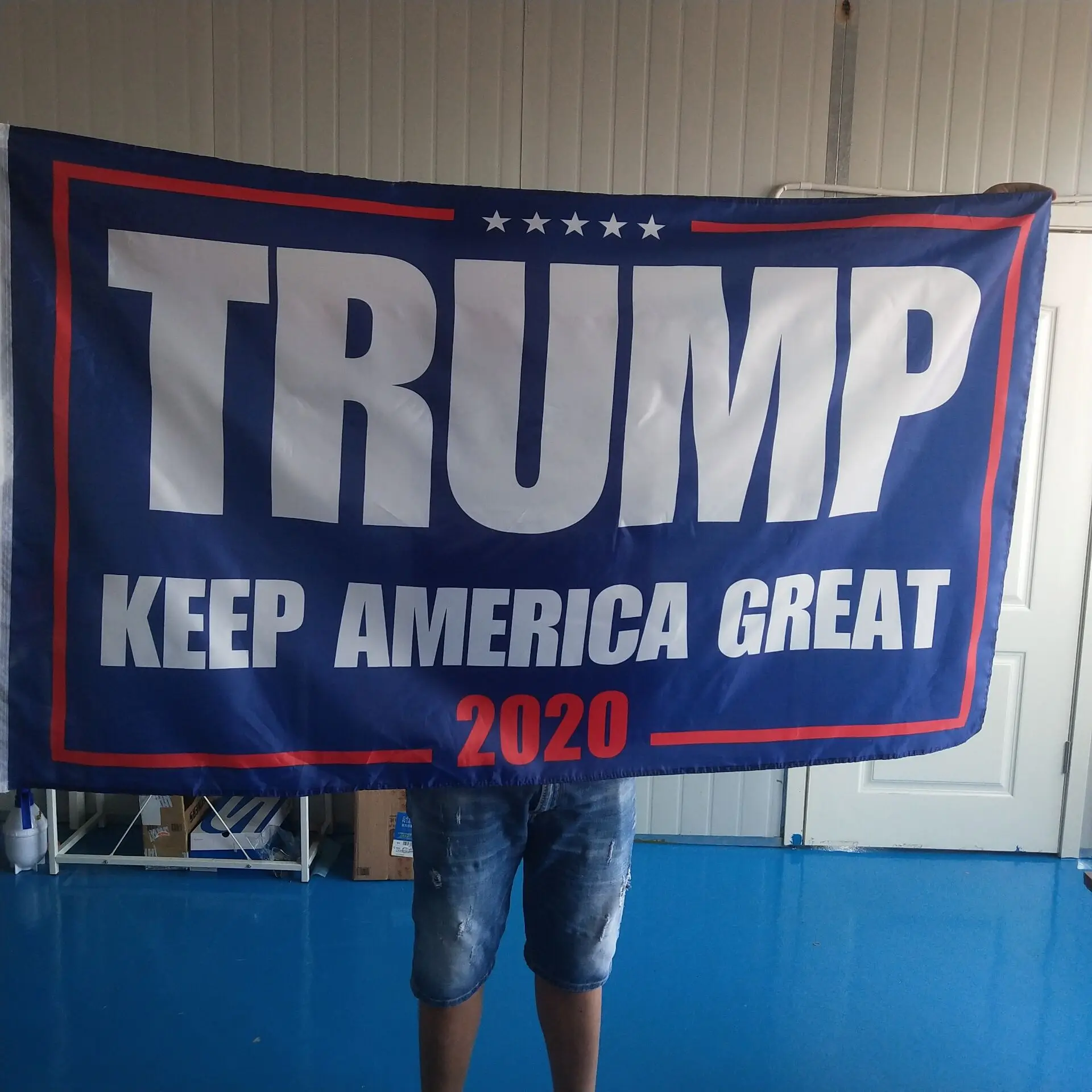 Трамп 2020 флаг Дональд "Трамп" держать America Great с изображением Дональда Дака