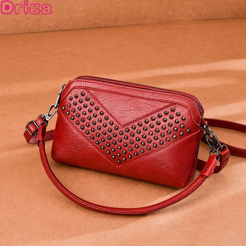 Сумка-мессенджер Женская квадратная с заклепками квадратной формы | Багаж и