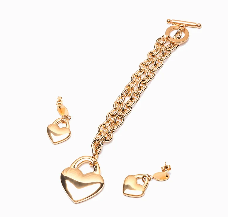 Женское ювелирное изделие с сердечком золотым браслетом и сережками подарок HD200 |