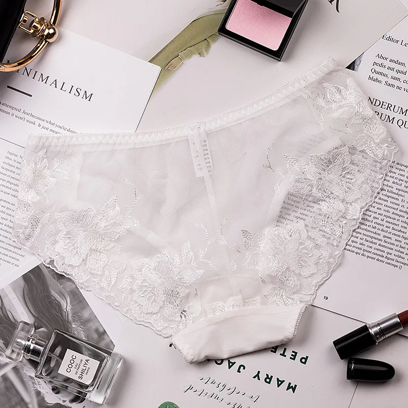 Трусики женские хлопковые с вышивкой и бантом заниженной талией | Женская одежда