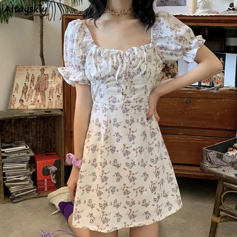 

Платье женское, с квадратным вырезом и коротким рукавом-фонариком, в стиле ольччан