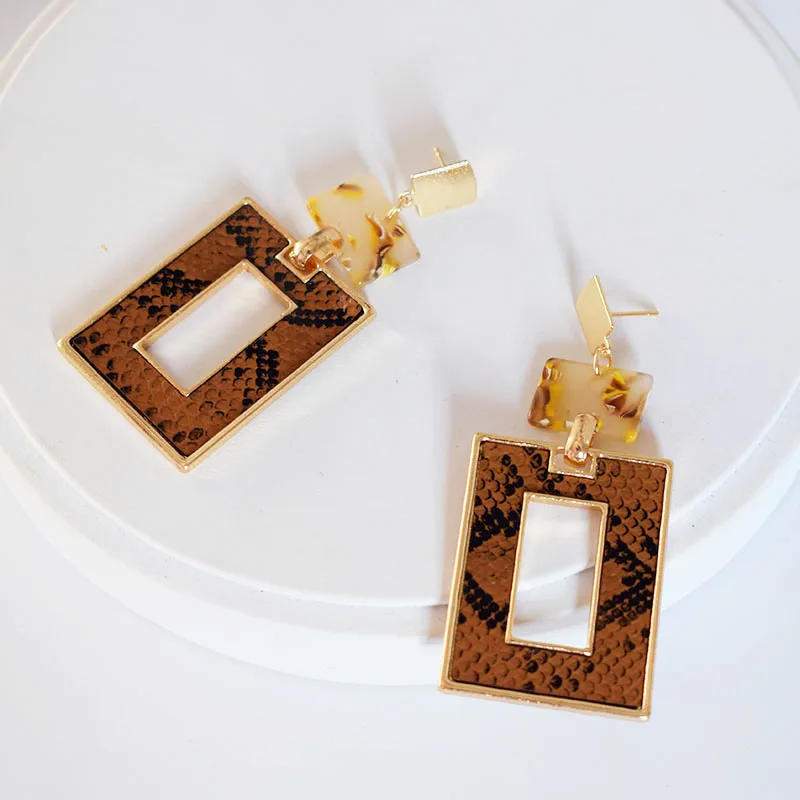 

TOTASALLY New Vintage Leopard Earrings for Women Big Leather Square Earring Geometric Statement Earrings Gifts Dropship