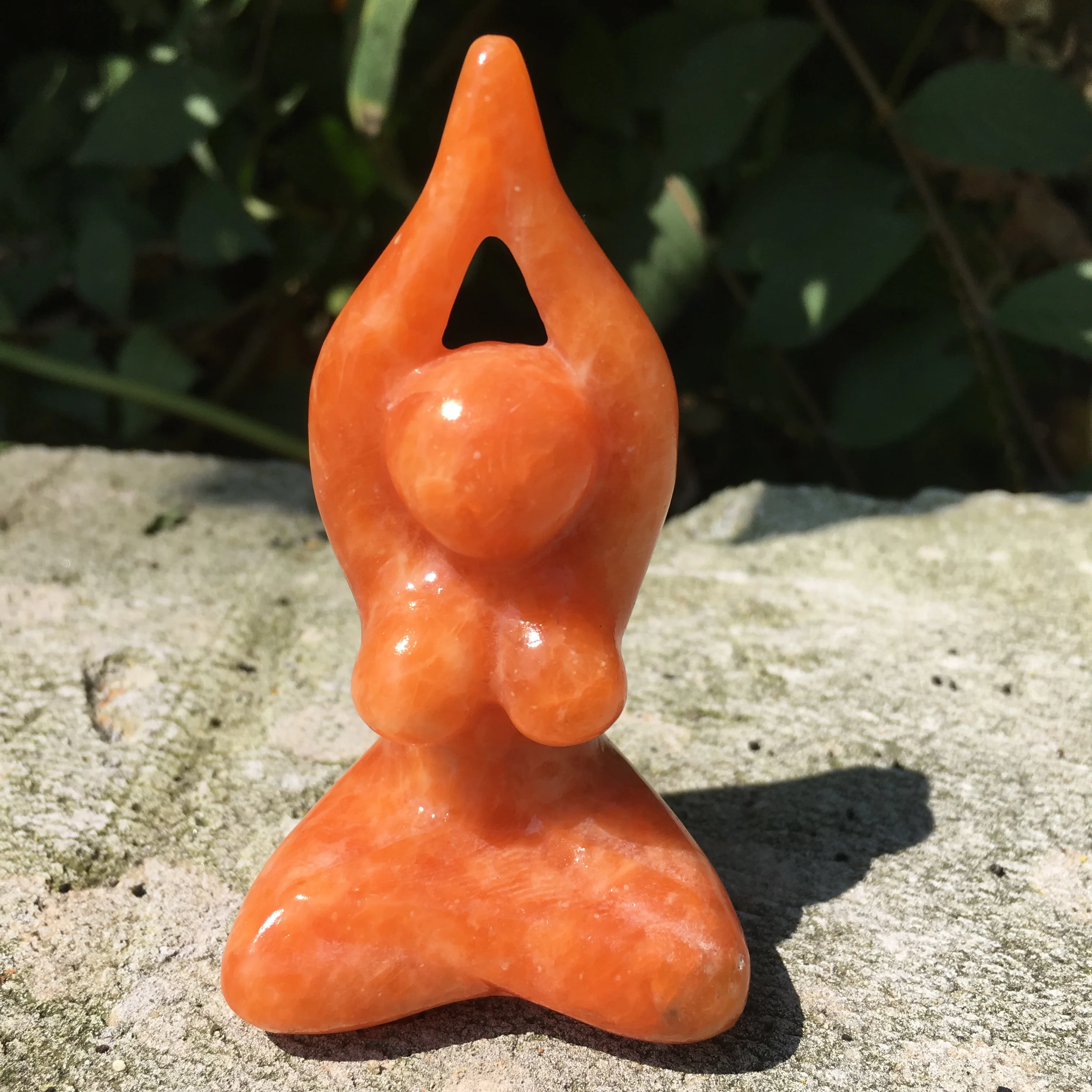 Ruby Zoisite Crystal Goddess Natural Fluorite Quartz Statue Carved Woman Yoga Sun Stone Gem Body Sculpture Energy Healing 1pcs