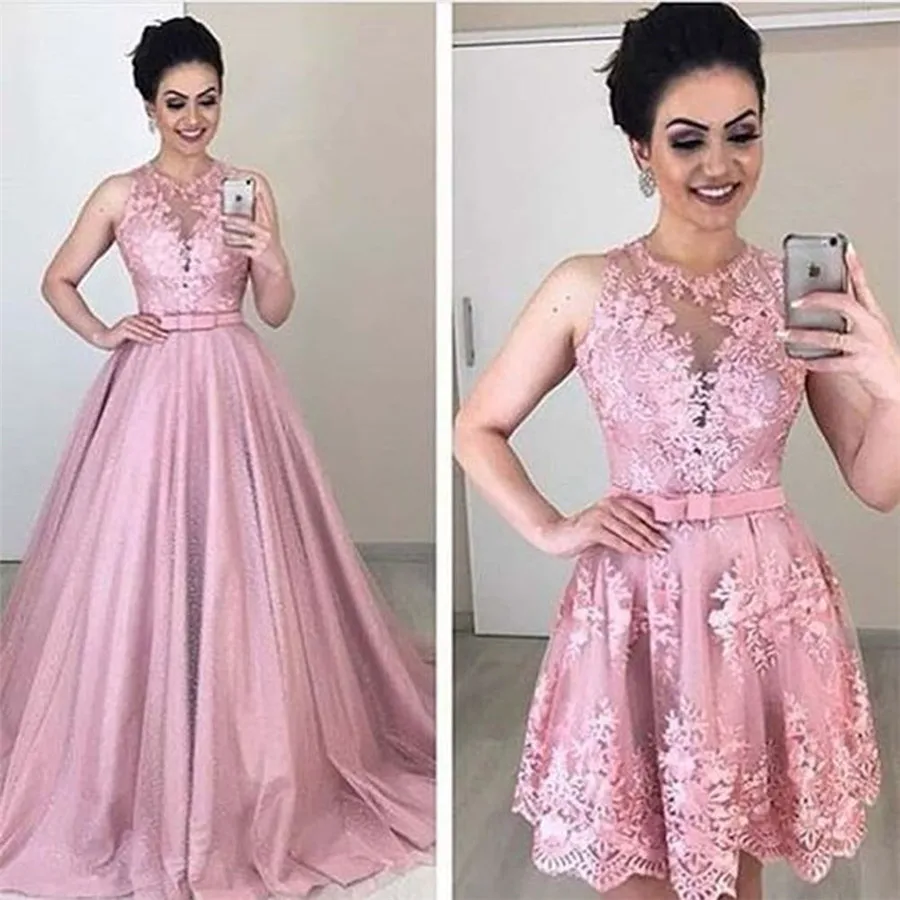 Платье Свадебное ТРАПЕЦИЕВИДНОЕ со съемным шлейфом и кружевной аппликацией |