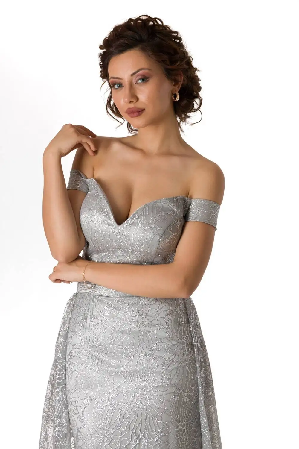 

Dk Omuz Gri Uzun Nian Elbisesi