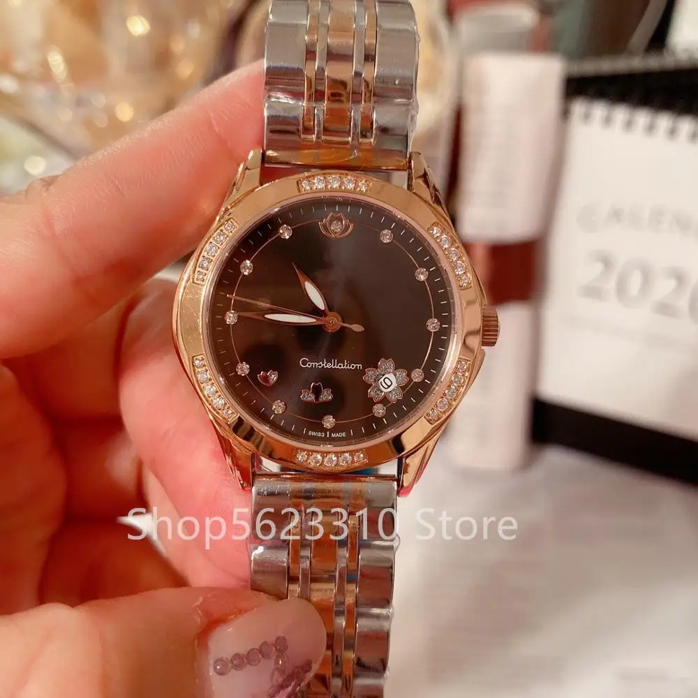 Часы женские кварцевые с календарём люксовые модные кожаным ремешком цветком