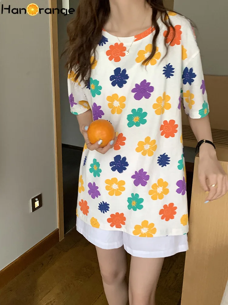 

2021 Summer Women T-shirt Cotton Floral Half-sleeved Female Tees Loose Age Reducing Casual Tops Flowers Contour