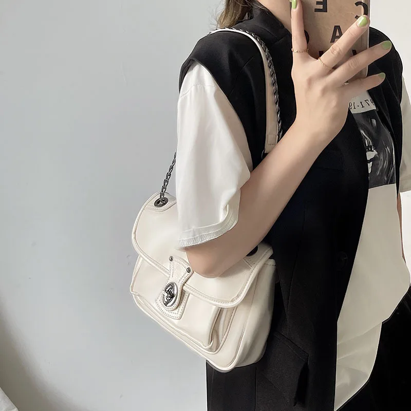 

Pu Leather Women Large Capacity Messenger Bag Chain Retro Single Shoulder Armpit Bag Square Handbag Crossbody Bags For Ladies