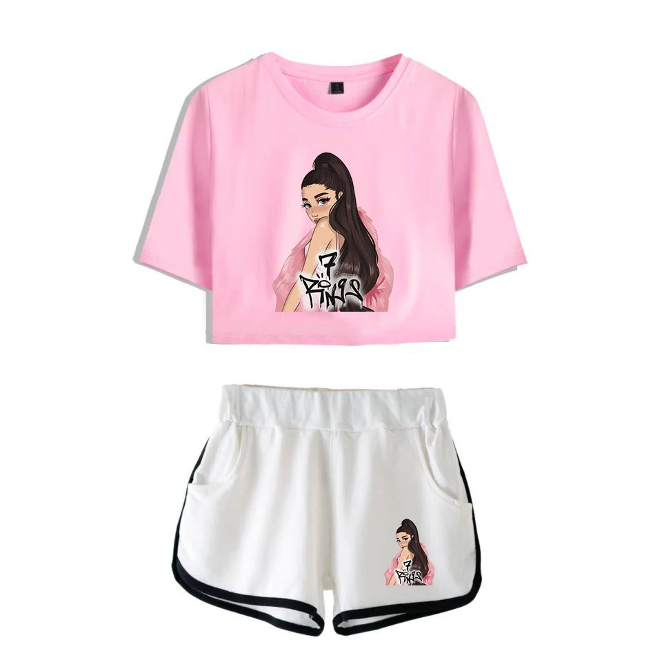 Комплект из двух предметов мягкая футболка и эластичные шорты | Женская одежда