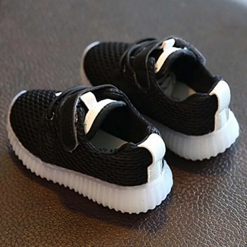 Модная легкая обувь для малышей 3 цветов маленьких девочек и мальчиков