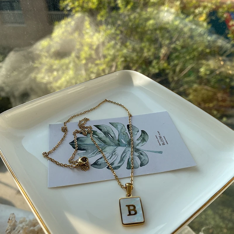 

2021 Trend A-Z Alphabet Square Initial Necklaces Natural Shell Letter Necklaces for Women Minimalist Stainless Steel Jewelry
