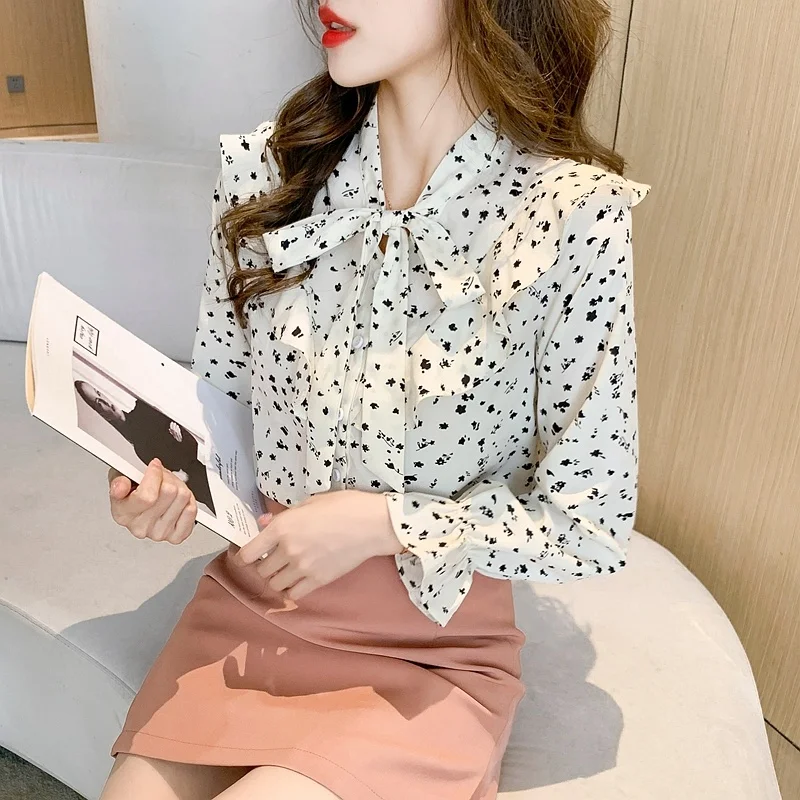 

Chikichi2021Spring and Autumn New Style Korean Fashion and Elegant Ruffled Floral Chiffon Bow Long-sleeved Pullover Blouse Women