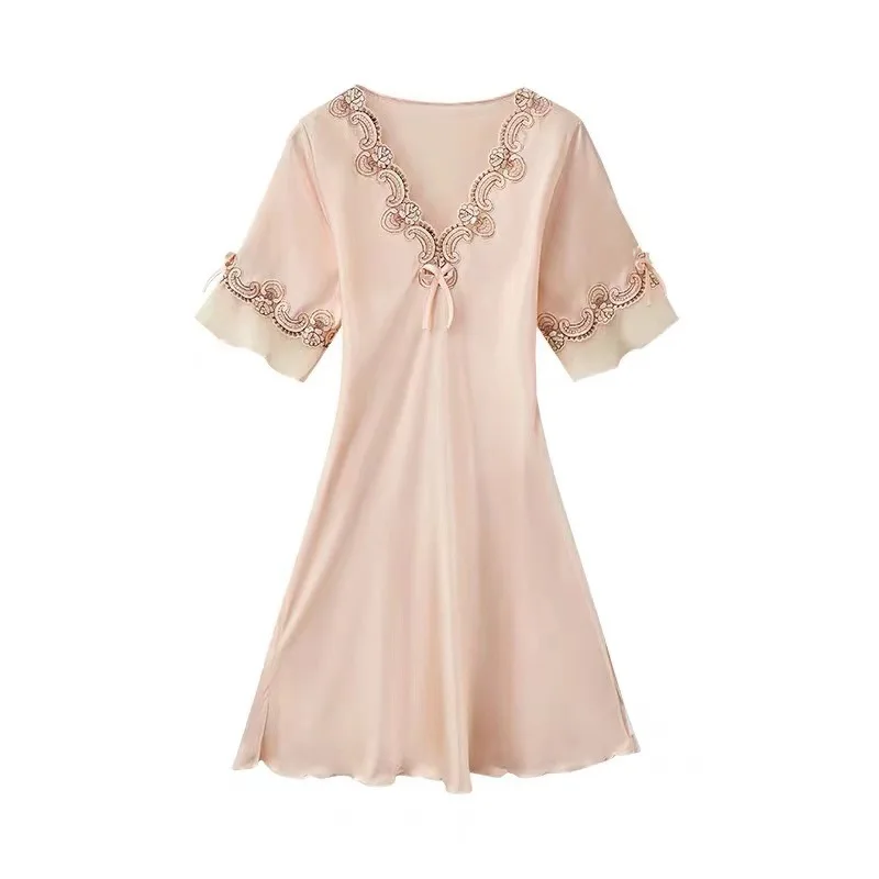 Ночные рубашки женские большого размера с V-образным вырезом и кружевом в стиле