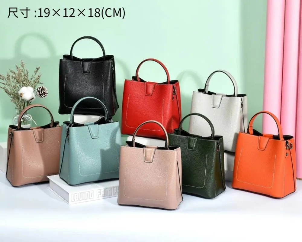 

New popular casual leather women's Bag Fashion Korean women's One Shoulder Messenger Bag Handbag small square bag
