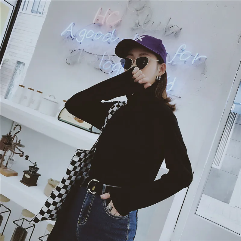 Футболка женская с длинным рукавом однотонная мягкая облегающая Повседневная в