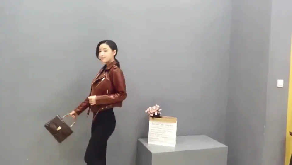 

Горячая Распродажа, женская кожаная куртка для весны и осени