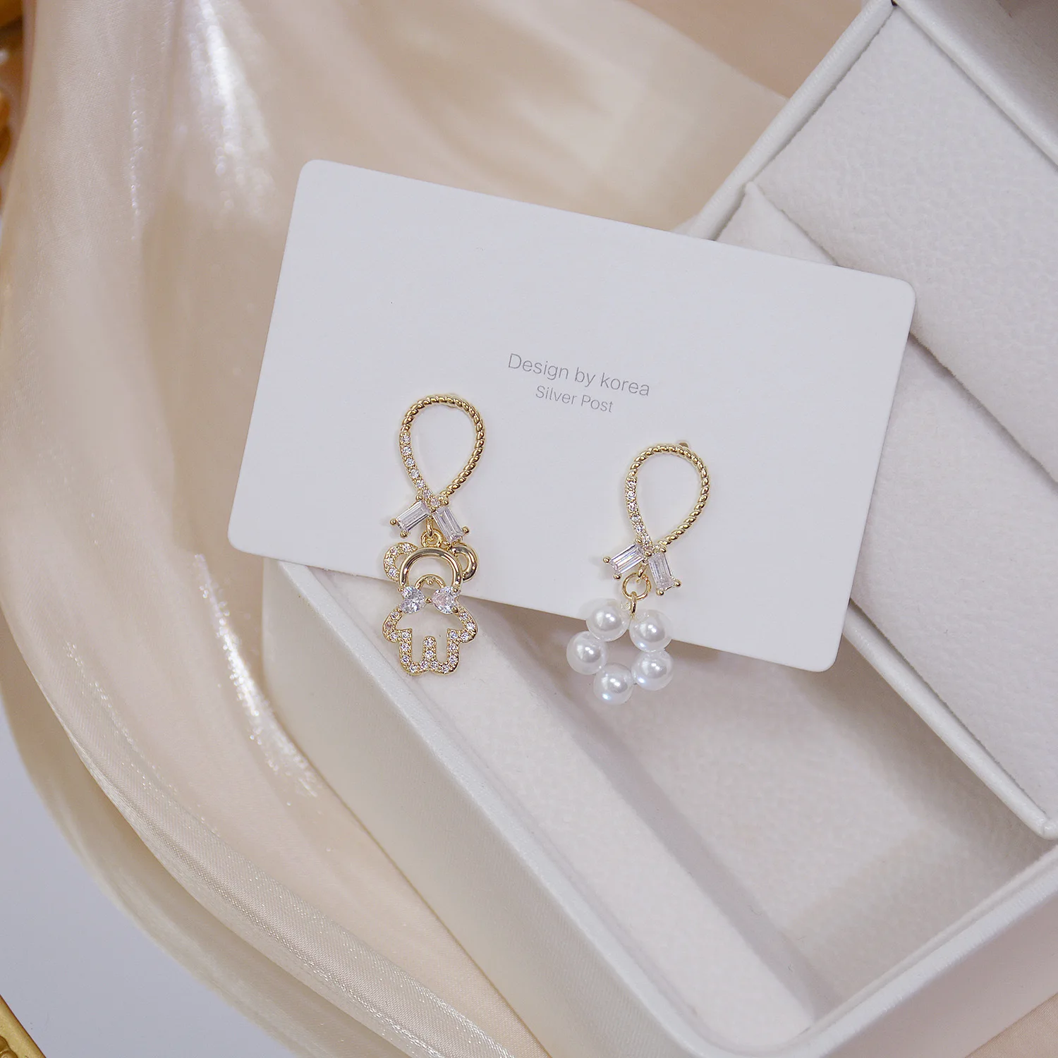 

Korean New Design Fashion Jewelry Exquisite Copper Zircon Pearl Bear Women Earrings Crystal Party Bridal Jewelry