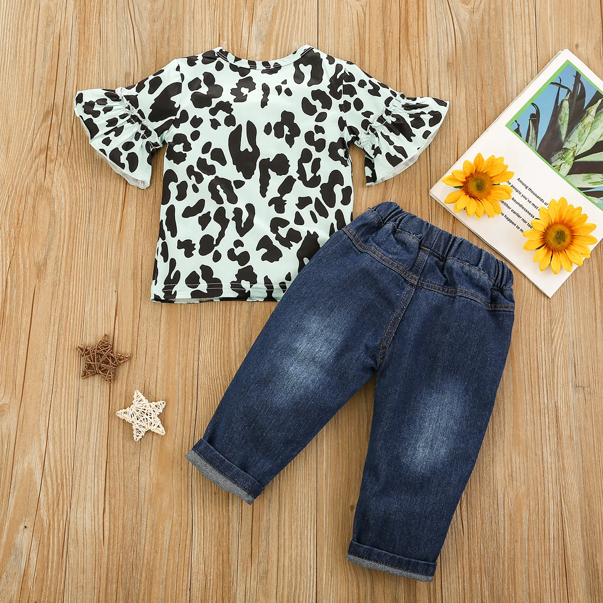 

2Pcs Kids Suit Set, Girls Leopard Print Round Neck Short Sleeve Pullover+ Ripped Jeans for Summer