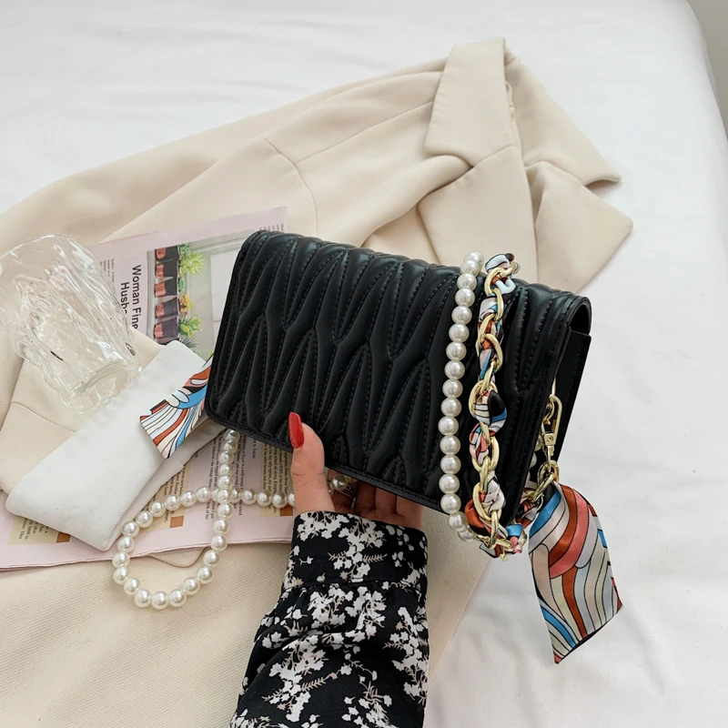 

Мягкая роскошная дизайнерская женская однотонная сумка из искусственной кожи, женская дизайнерская сумка, подходящая ко всему плиссирован...