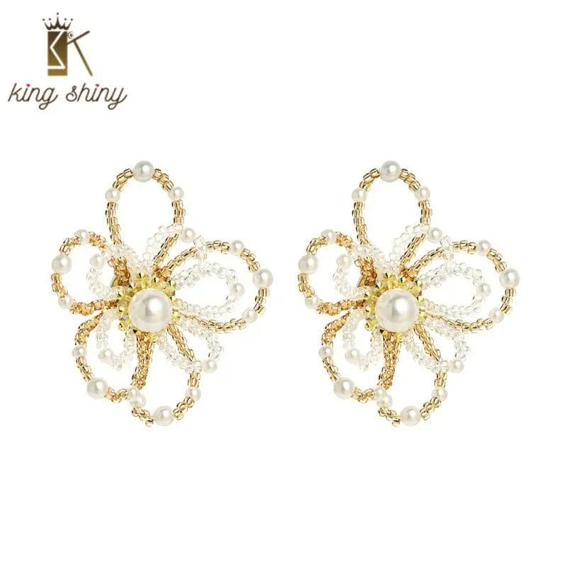

Vintage Korean Star Flower Stud Earrings for Woman Elegant Simulated Pearl Statement Earrings Woman Party Ear Jewelry Accessory