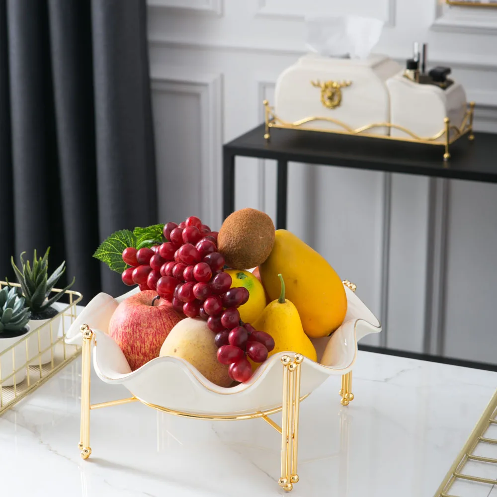 

Metal frame ceramic household fruit plate decoration living room coffee table snack plate fashionable new year candy bowl