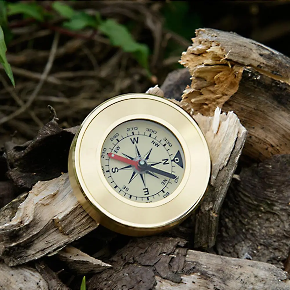 

Camping Hiking Pocket Brass Golden Compass Portable Compass Navigation for Outdoor Activities Hiking Camping Navigation