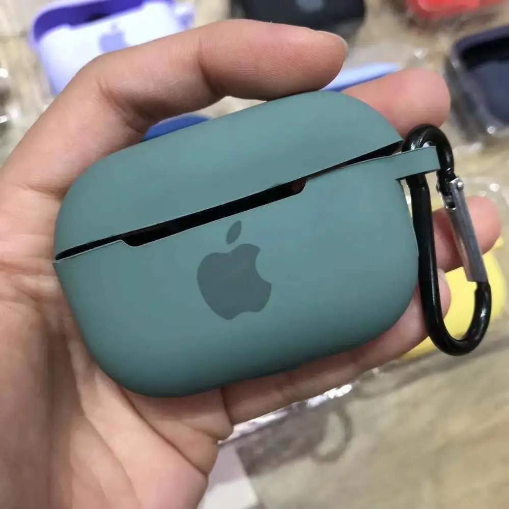 Силиконовый чехол AirPods Pro 3 с брелком защитный силиконовый для зарядки| |