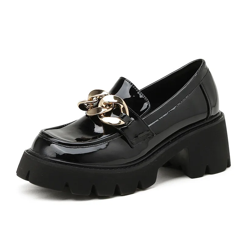 

British Spring Shoes Female 2022 New Thick-soled College Casual Loafers Fashion Shoes Girls Metal Chain Decoration Lady Creepers