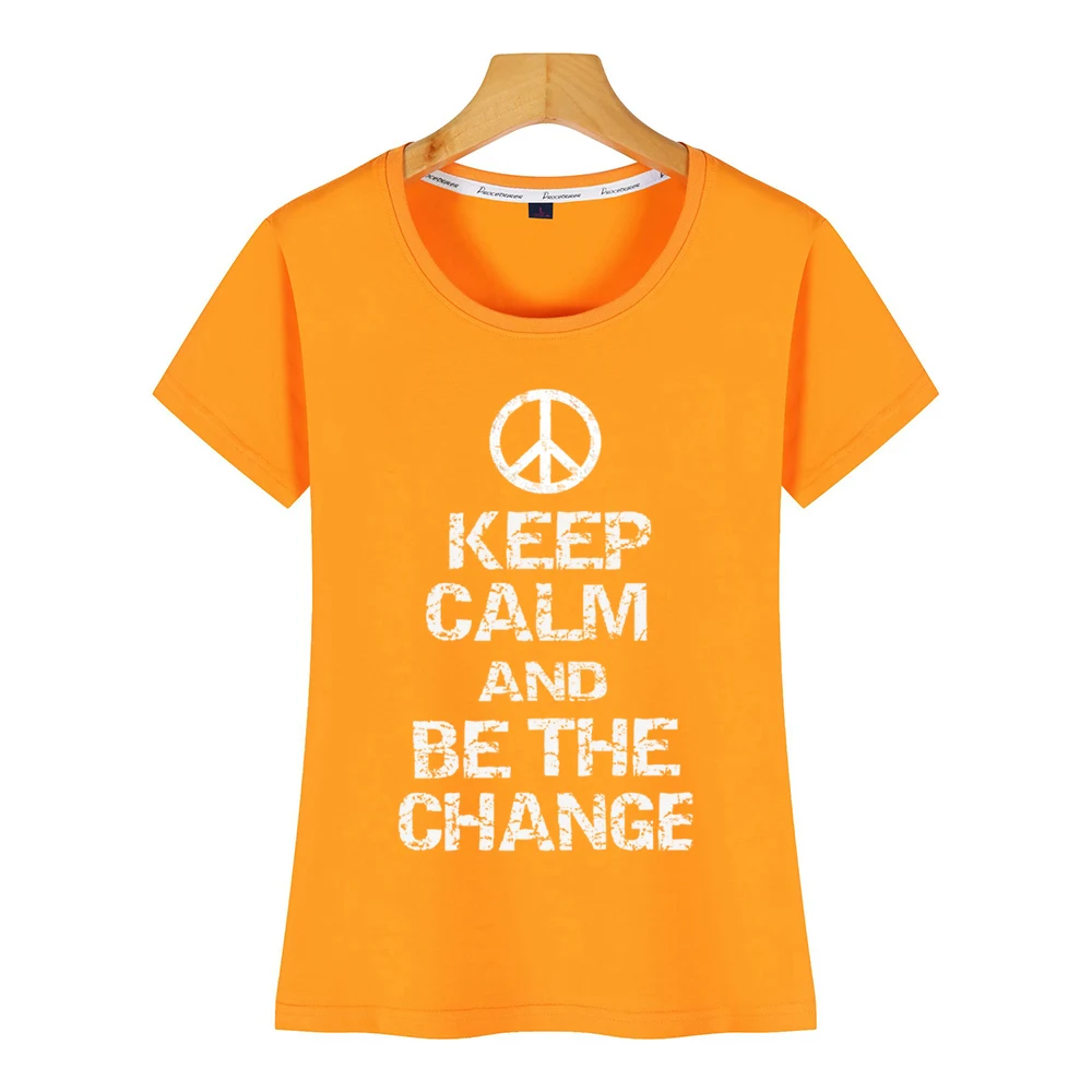 Женская футболка с надписью keep calm and be the change Design черная короткая женская | одежда