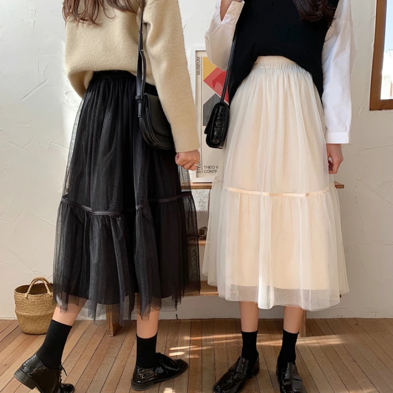 

Sweet Fluffy Layered Tulle Long Boho Skirts Patchwork Pleated A-line Mesh Long Skirts Ivory Black