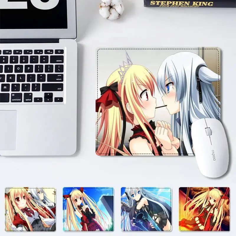 

Cheap Bloody Rondo Mouse Pad Small Pads Family Laptop Gamer Rubber Mouse Mat MousePad Desk Gaming Mousepad Cup Mat