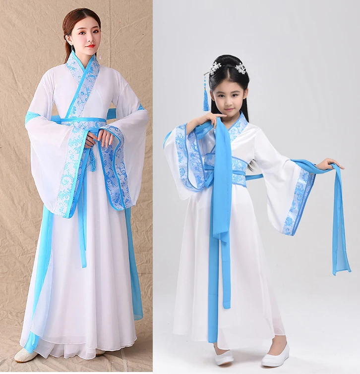 

Mommy and Daughter Matching Clothes Family Look New Year Mom and Daughter Dress Girls Sisters Costumes Same Family Kits