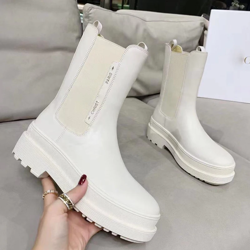 

Мотоциклетные женские ботинки, зимняя мягкая кожаная обувь, черные, белые ботинки на танкетке, женские белые ботинки на платформе без засте...