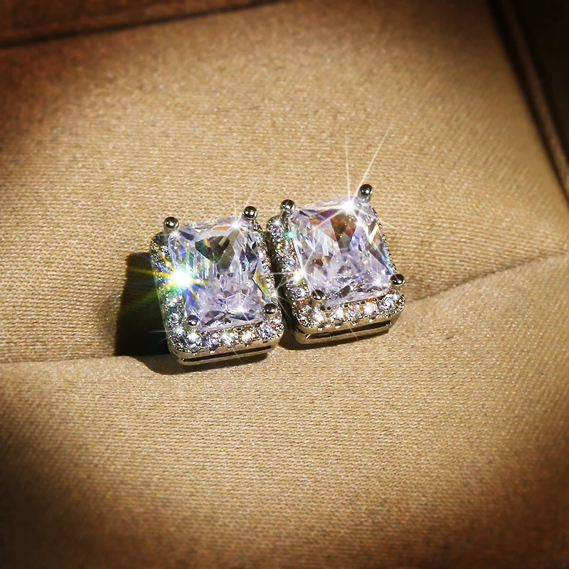 Женские серьги-гвоздики из серебра с фианитом | Украшения и аксессуары