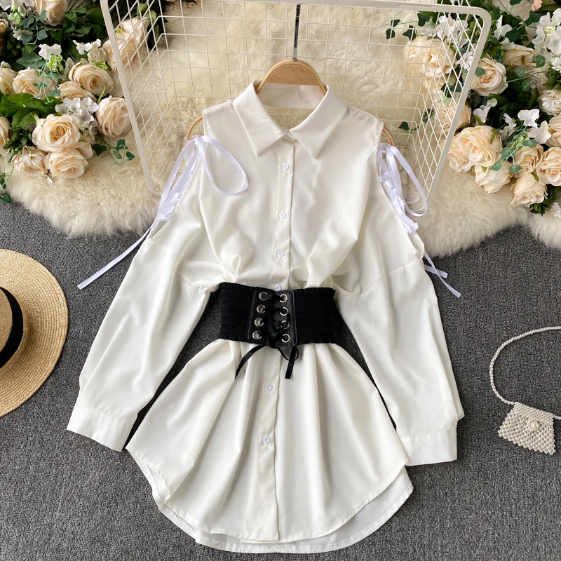 Женская блузка с отложным воротником ажурная открытыми плечами и лямкой на шее