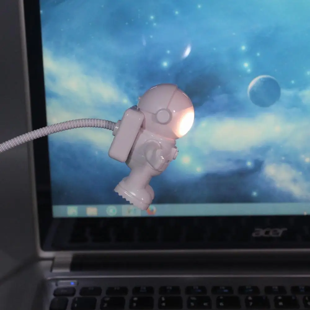 Светодиодный ночсветильник с USB-портом в виде астронавта | Лампы и освещение