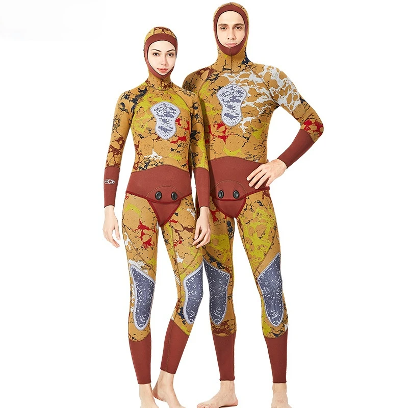 

3MM Camouflage Wetsuit Men Diving Suit with Cap Keep Warm Winter Neoprene Triathlon Swimsuit Women Wetsuit Snorkeling Wetsuit
