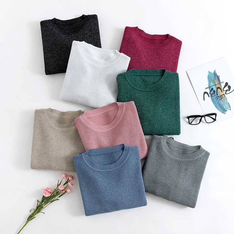 Свитер женский трикотажный с люрексом длинными рукавами-фонариками и круглым