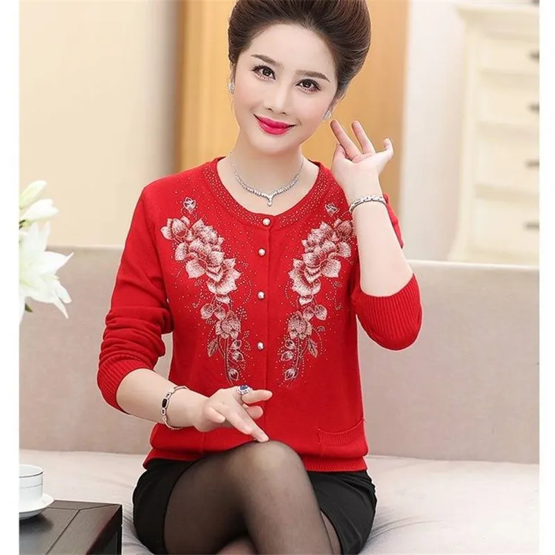 Женский вязаный свитер среднего возраста кардиган топы осень 2020 новое платье для