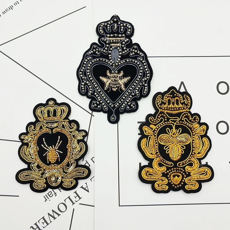 

2 Piece Fashion Beaded Sequin Gold Crown Bee Badge Design Patches Sew on Appliques Fabric Repair Garment Decorated DIY Supplies