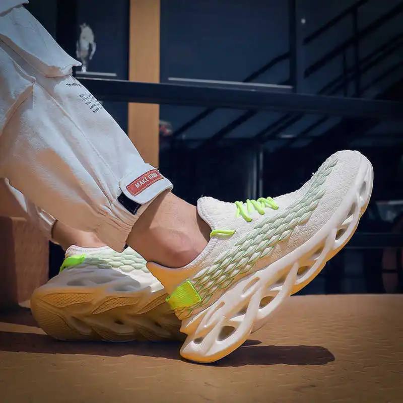 

New Mesh Men Casual Shoe Lac-up Men Shoes Lightweight Comfortable Breathable Walking Sneakers Jogging Shoes Zapatillas Hombre