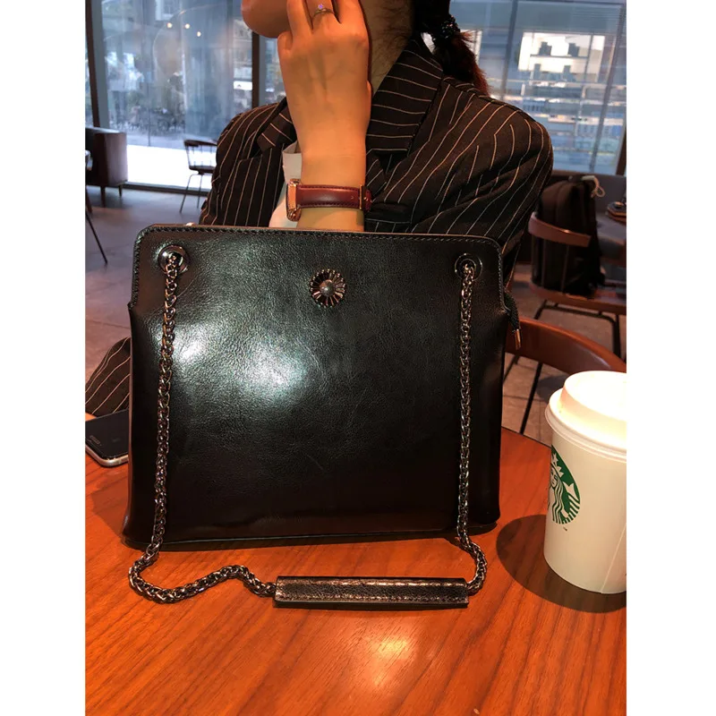 

Fashion Shoulder Bags For Women New 2021 Messenger Bag Casual Wild Lady Handbag Trend Multifunction Crossbody Female Chains Bag